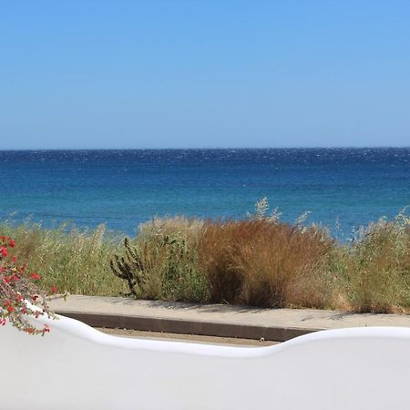 Blue Sea Villa & Apartments Makrýgialos Exterior foto