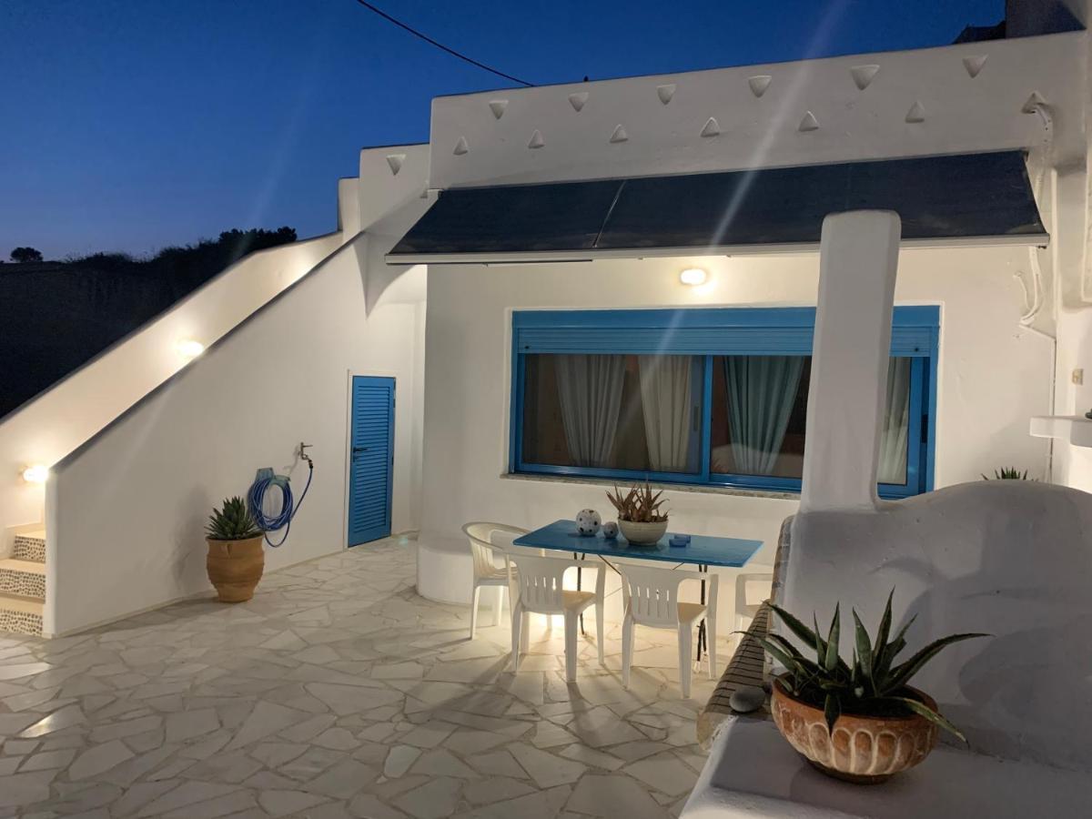 Blue Sea Villa & Apartments Makrýgialos Exterior foto